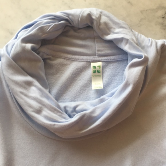 Super Soft and Comfortable Top - Picture 2 of 4